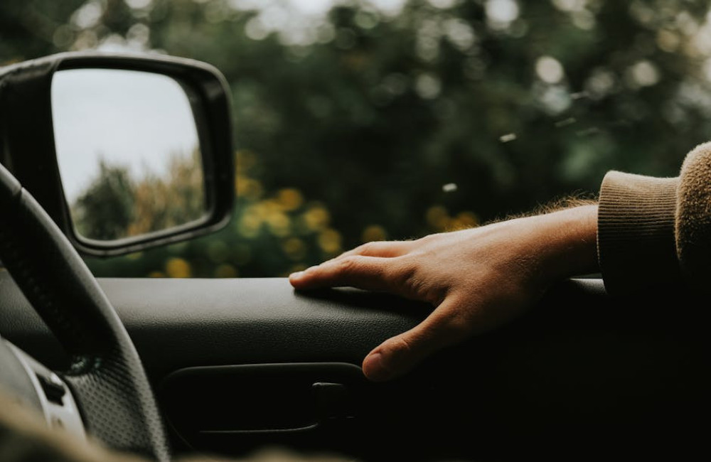 Vervoerd worden in een elektrische auto op je begrafenis? Leg je uitvaartwensen vast!